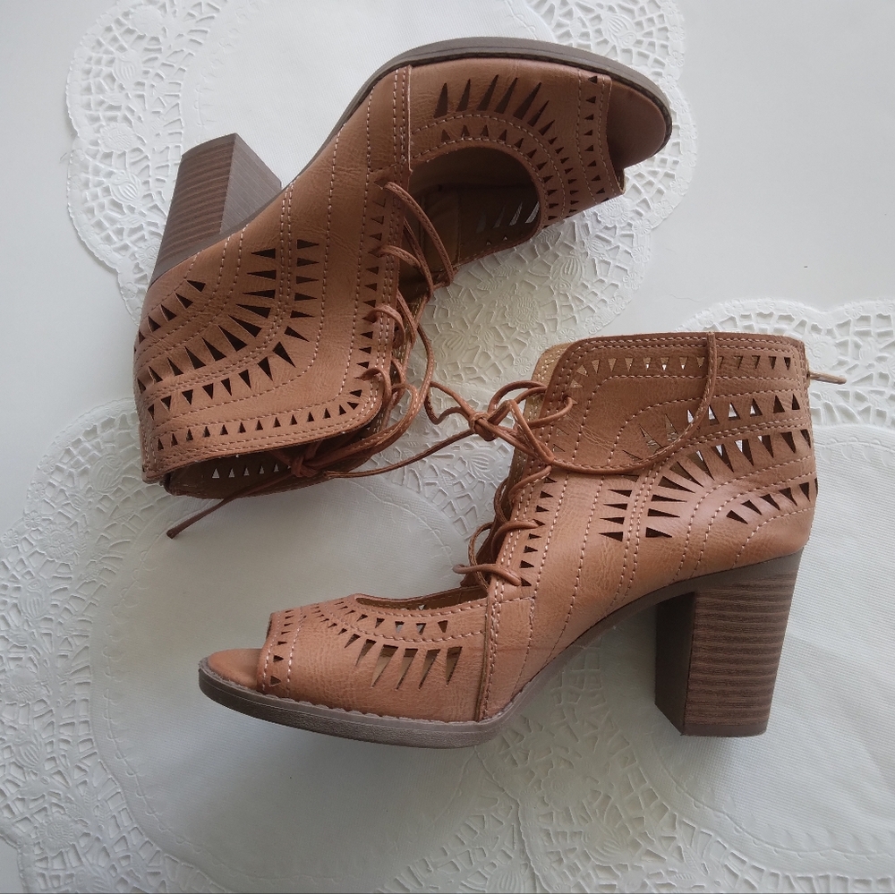 Stappy block heels - Picture 5 of 11